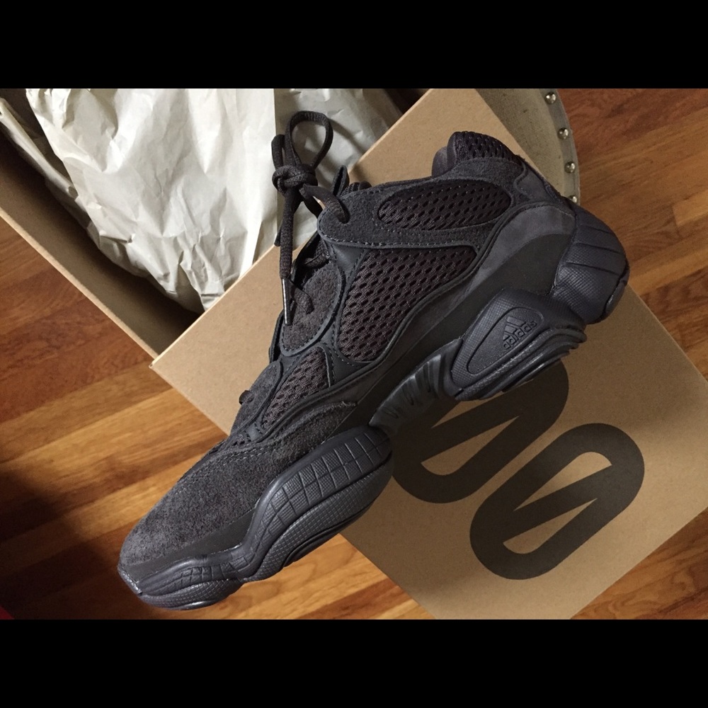 Brand New Yeezy 500!✨